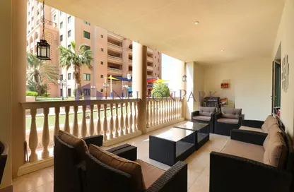 Apartment - 1 Bedroom - 2 Bathrooms for rent in Piazza Arabia - Porto Arabia - The Pearl Island - Doha