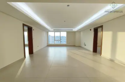 Apartment - 2 Bedrooms - 3 Bathrooms for rent in Al Muntazah - Doha