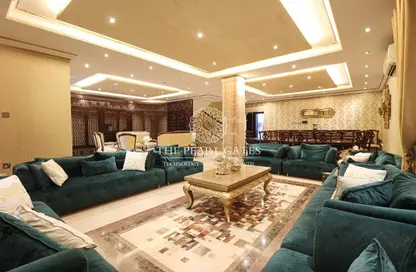 Villa - 5 Bedrooms - 7 Bathrooms for rent in Bu Hamour Street - Abu Hamour - Doha