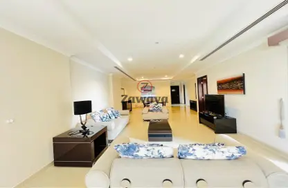 Apartment - 1 Bedroom - 2 Bathrooms for rent in West Porto Drive - Porto Arabia - The Pearl Island - Doha