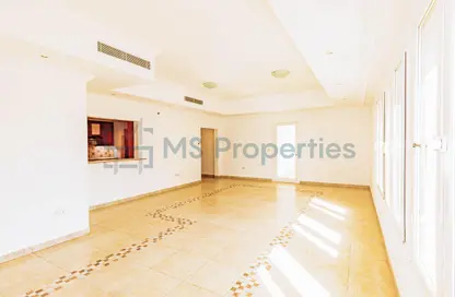 Apartment - 3 Bedrooms - 4 Bathrooms for sale in West Porto Drive - Porto Arabia - The Pearl Island - Doha