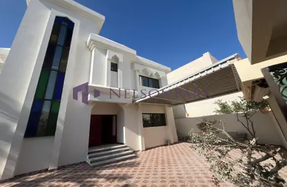 Villa - 4 Bedrooms - 4 Bathrooms for rent in Al Markhiya - Doha