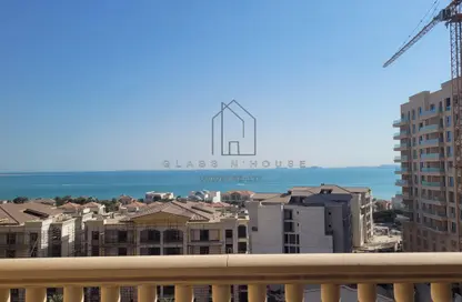 Apartment - 2 Bedrooms - 3 Bathrooms for sale in West Porto Drive - Porto Arabia - The Pearl Island - Doha