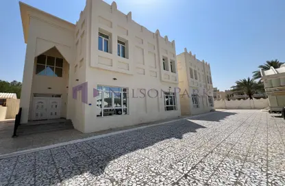 Villa - 5 Bedrooms - 7 Bathrooms for rent in South Gate - West Bay Lagoon - Doha