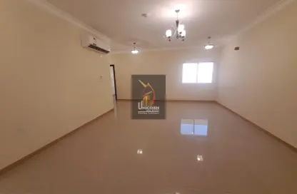 Apartment - 2 Bedrooms - 3 Bathrooms for rent in Al Mansoura - Al Mansoura - Doha