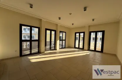 Apartment - 3 Bedrooms - 4 Bathrooms for sale in Qanat Quartier - The Pearl Island - Doha