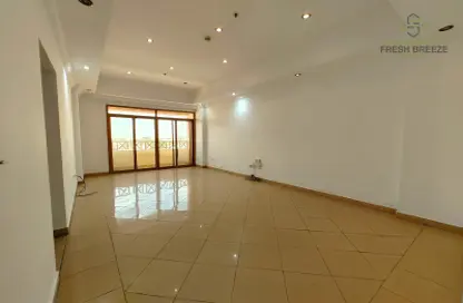 Apartment - 2 Bedrooms - 2 Bathrooms for rent in Al Sadd Road - Al Sadd - Doha