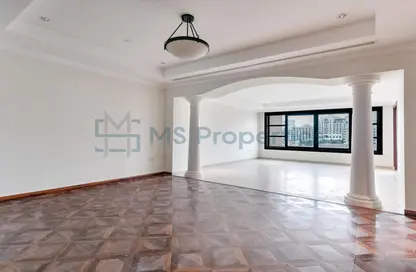 Townhouse - 2 Bedrooms - 3 Bathrooms for rent in East Porto Drive - Porto Arabia - The Pearl Island - Doha