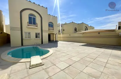 Villa - 6 Bedrooms - 7 Bathrooms for rent in Al Kheesa - Al Kheesa - Umm Salal Mohammed