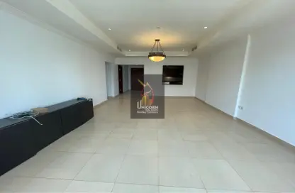Apartment - 1 Bedroom - 2 Bathrooms for rent in Tower 5 - Porto Arabia - The Pearl Island - Doha