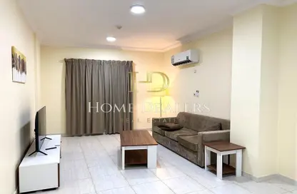 Apartment - 1 Bedroom - 1 Bathroom for rent in Simaisma Street - Umm Ghuwailina - Doha