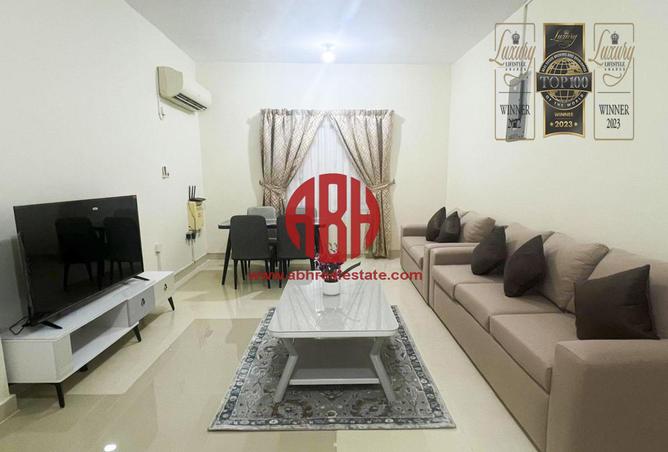 Apartment - 2 Bedrooms - 2 Bathrooms for rent in Abu Talha Street - Fereej Bin Omran - Doha