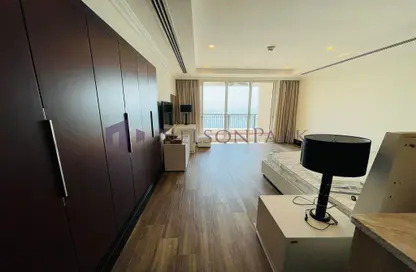 Apartment - Studio - 1 Bathroom for rent in Viva West - Viva Bahriyah - The Pearl Island - Doha