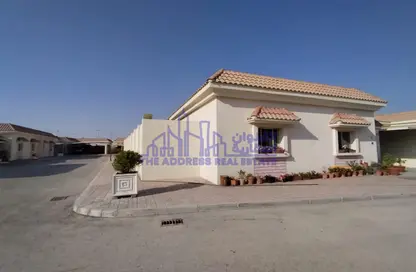 Villa - 3 Bedrooms - 3 Bathrooms for rent in Al Luqta - Al Luqta - Doha