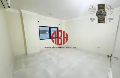 Apartment - 2 Bedrooms - 3 Bathrooms for rent in Al Darwish Building - Al Sadd - Al Sadd - Doha