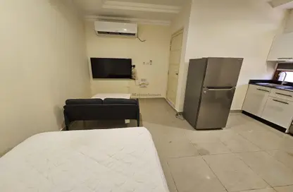 Apartment - 1 Bathroom for rent in Al Duhail - Doha