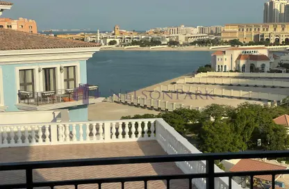 Duplex - 5 Bedrooms - 6 Bathrooms for rent in Teatro - Qanat Quartier - The Pearl Island - Doha