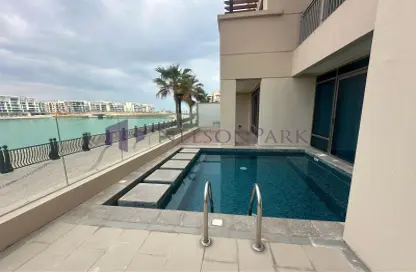 Villa - 4 Bedrooms - 6 Bathrooms for rent in Abraj Bay - Abraj Quartiers - The Pearl Island - Doha