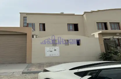 Villa - 5 Bedrooms - 4 Bathrooms for rent in Ain Khaled Villas - Ain Khaled - Doha