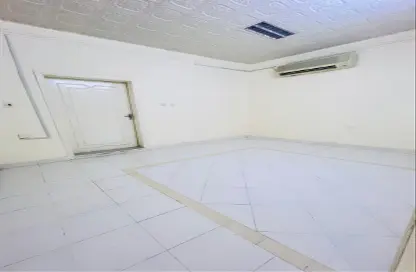 Apartment - 1 Bathroom for rent in Madinat Khalifa South - Madinat Khalifa - Doha