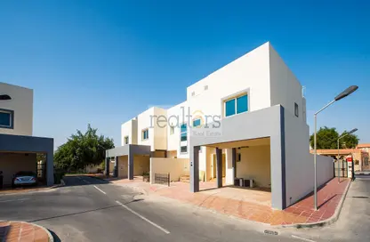 Compound - 3 Bedrooms - 3 Bathrooms for rent in Al Nasr Street - Al Nasr - Doha