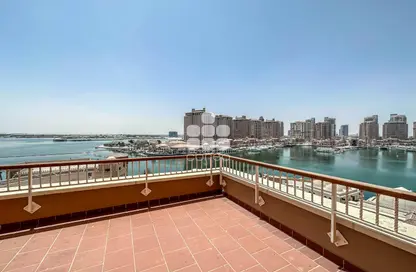 Apartment - 1 Bedroom - 1 Bathroom for rent in Burj Eleganté - Porto Arabia - The Pearl Island - Doha