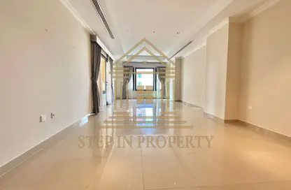 Apartment - 1 Bedroom - 2 Bathrooms for rent in East Porto Drive - Porto Arabia - The Pearl Island - Doha