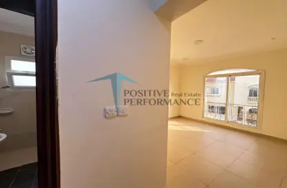 Apartment - 1 Bedroom - 1 Bathroom for rent in Mamoura 18 - Al Maamoura - Doha