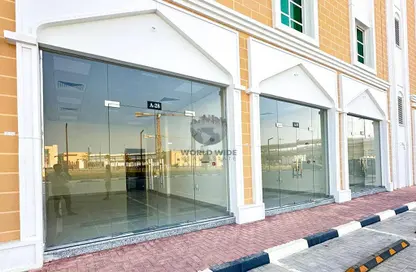 Shop - Studio - 1 Bathroom for rent in Al Gharrafa - Al Gharrafa - Doha