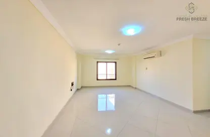 Apartment - 3 Bedrooms - 3 Bathrooms for rent in Fereej Bin Mahmoud South - Fereej Bin Mahmoud - Doha