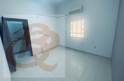 Apartment - Studio - 1 Bathroom for rent in Wadi Al Shaheeniya Street - Ain Khaled - Doha