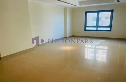 Apartment - 1 Bedroom - 2 Bathrooms for rent in West Porto Drive - Porto Arabia - The Pearl Island - Doha