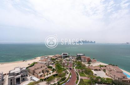 Apartment - 2 Bedrooms - 3 Bathrooms for sale in Viva East - Viva Bahriyah - The Pearl Island - Doha