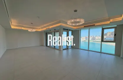 Apartment - 2 Bedrooms - 4 Bathrooms for rent in Gewan Island - The Pearl Island - Doha