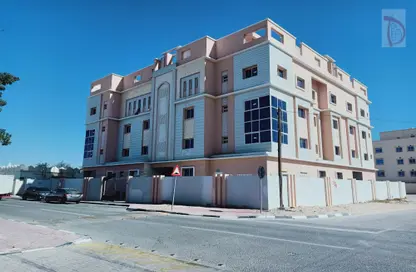 Apartment - 2 Bedrooms - 2 Bathrooms for rent in Down Town - Al Khor