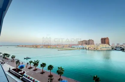 Apartment - 1 Bedroom - 2 Bathrooms for rent in Gewan Island - The Pearl Island - Doha