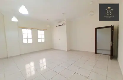 Apartment - 2 Bedrooms - 2 Bathrooms for rent in Al Messila - Al Messila - Doha