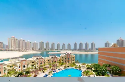 Apartment - 3 Bedrooms - 3 Bathrooms for sale in Viva West - Viva Bahriyah - The Pearl Island - Doha