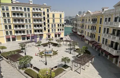 Apartment - 5 Bedrooms - 5 Bathrooms for rent in Qanat Quartier - The Pearl Island - Doha