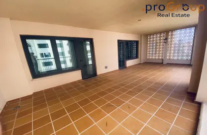 Apartment - 1 Bedroom - 2 Bathrooms for rent in La Croisette - Porto Arabia - The Pearl Island - Doha