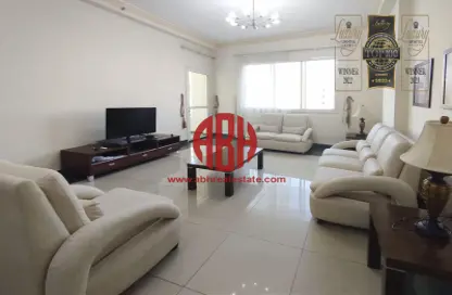 Apartment - 1 Bedroom - 2 Bathrooms for rent in Al Thani Commercial building - Musheireb - Musheireb - Doha