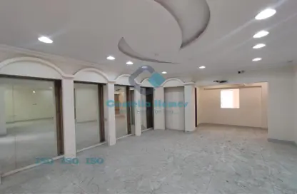 Villa - Studio - 4 Bathrooms for rent in Mamoura 18 - Al Maamoura - Doha