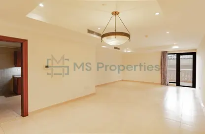 Apartment - 2 Bedrooms - 2 Bathrooms for rent in West Porto Drive - Porto Arabia - The Pearl Island - Doha