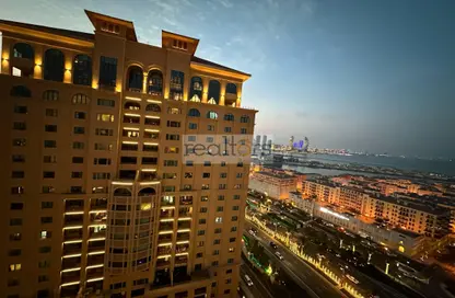 Apartment - 1 Bedroom - 2 Bathrooms for sale in Marina Gate - Porto Arabia - The Pearl Island - Doha