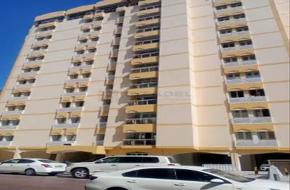 Apartment - 2 Bedrooms - 2 Bathrooms for rent in Old Salata - Salata - Doha