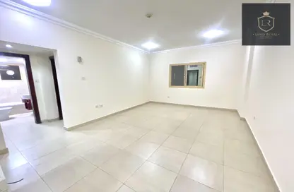 Apartment - 2 Bedrooms - 1 Bathroom for rent in Al Doha Plaza - Al Sadd - Al Sadd - Doha