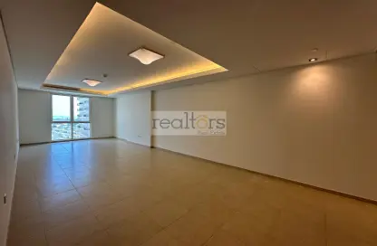 Apartment - 1 Bedroom - 2 Bathrooms for sale in Viva East - Viva Bahriyah - The Pearl Island - Doha