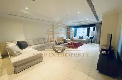 Apartment - 1 Bedroom - 2 Bathrooms for rent in East Porto Drive - Porto Arabia - The Pearl Island - Doha