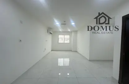 Apartment - 2 Bedrooms - 2 Bathrooms for rent in Ibn Asakir Street - Najma - Doha