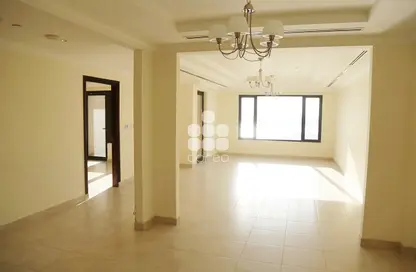 Apartment - 1 Bedroom - 1 Bathroom for rent in Burj Eleganté - Porto Arabia - The Pearl Island - Doha